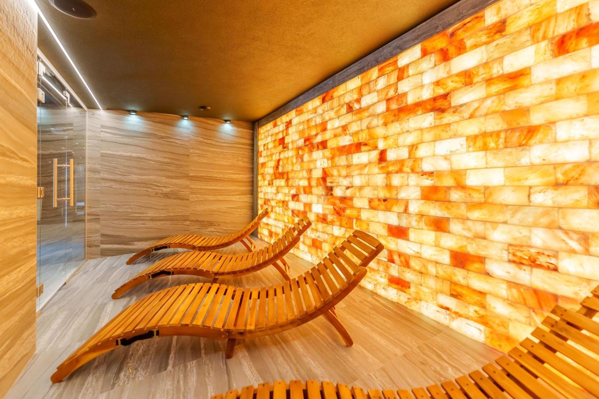 Apartament Delux Kasprowicza 20C Prywatny Parking Basen Sauna Oraz Silownia W Cenie Kolobrzeg Bagian luar foto